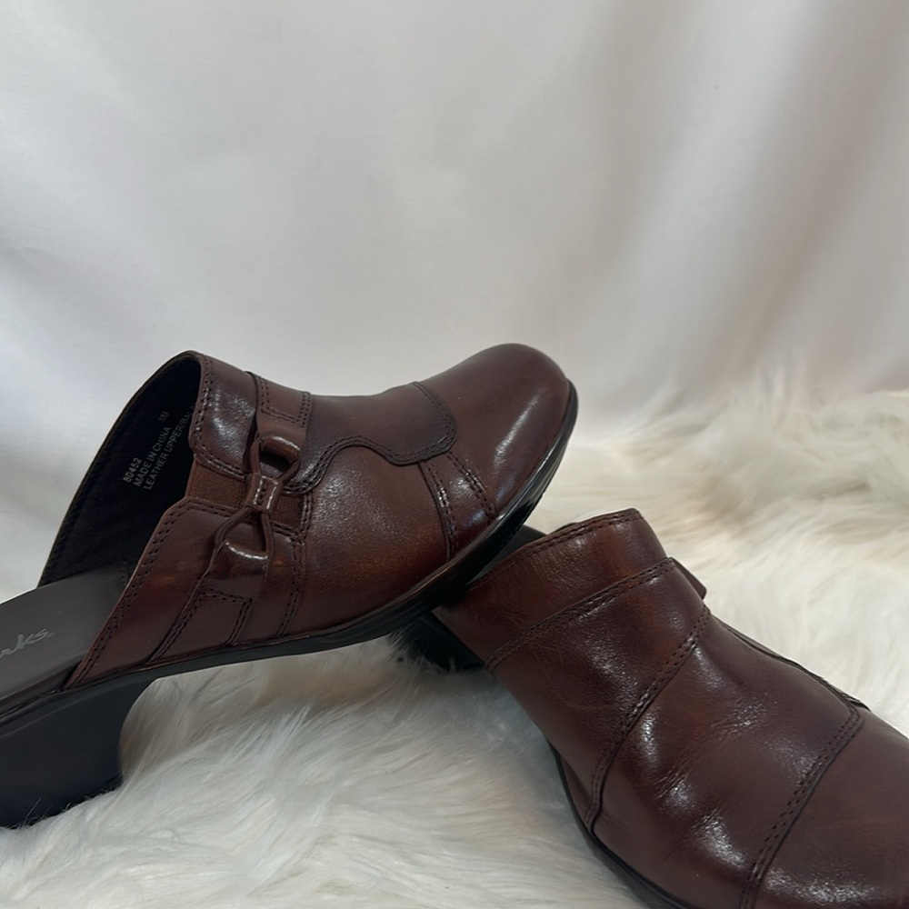 Clarks - Picture 6 of 11